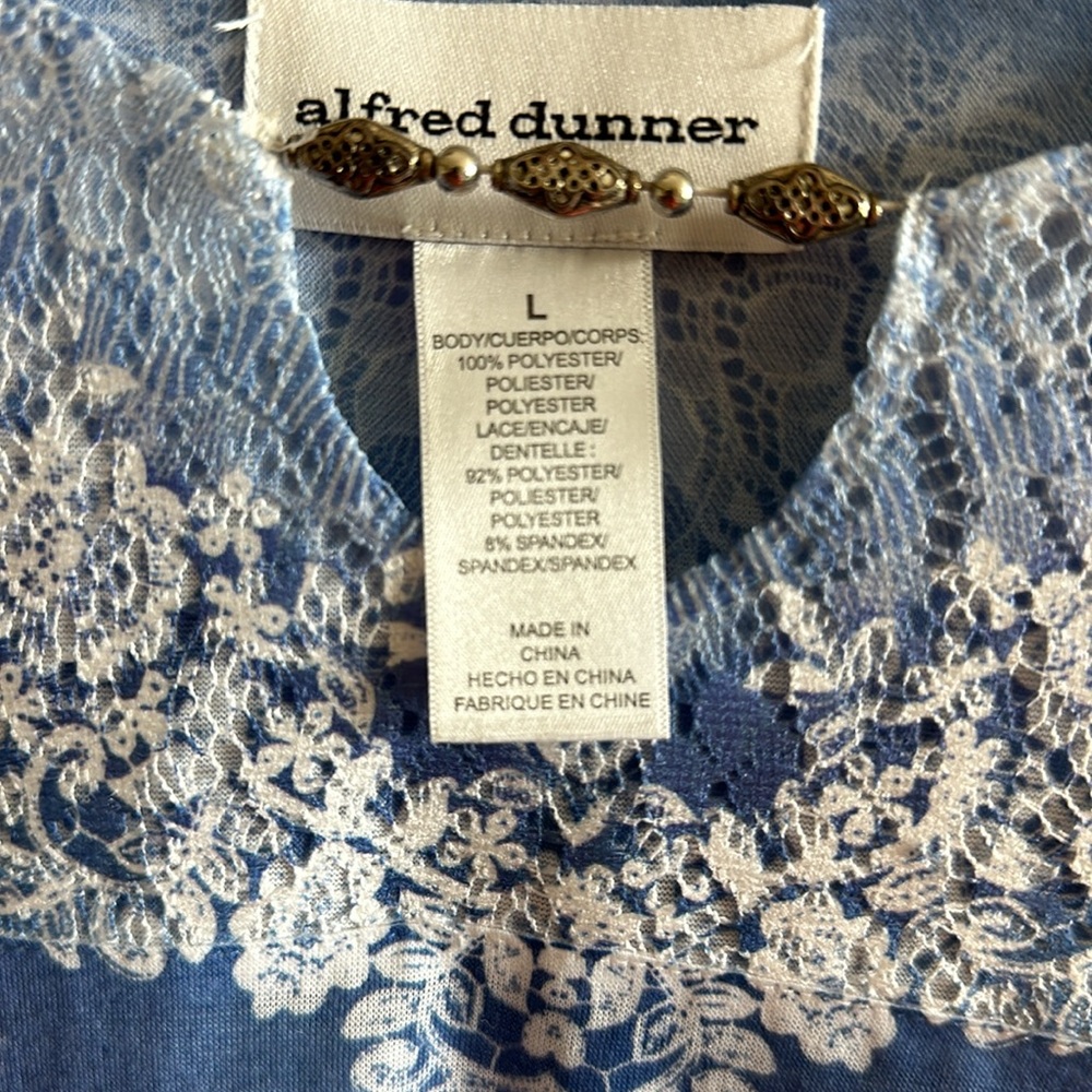 Alfred Dunner Lace Top - Picture 4 of 9
